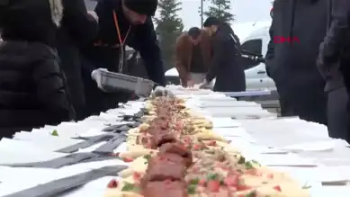 Dev Kebap Şöleni: 106 Metre Lezzet!