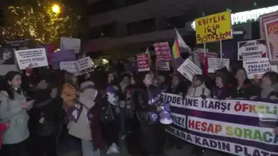 Ankara'da Kadınlar Şiddete Karşı Sokakta