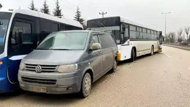 Ankara'da 31 Yaralıyla Zincirleme Kaza