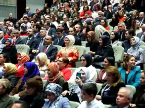 Emine Erdoğan: Özümüzü Güçlendirerek Dünyaya Açılıyoruz