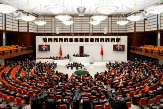 Gelecek Saadet Grubu Düştü: Yamalı İstifa Etti
