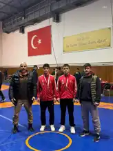 Belediye Güreşçileri İl Şampiyonasında Madalya Kazandı