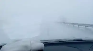 Şiddetli Kar Yağışı Yolları Kapattı!