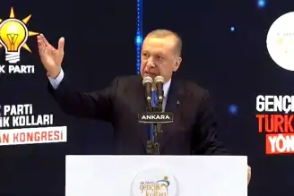 Erdoğan'ı Mest Eden Pankart: "Şunu Ger Biraz!"