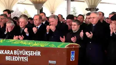Bayraktaroğlu'nun Annesi Veda Edildi