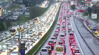 İstanbul Trafiği %80'e Çıktı!