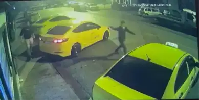 Genç, Taksi Durağında Kurusıkı Silahla Tehditte Bulundu