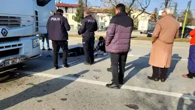 TIR Sürücüsü Tamirciyi Vurdu, Kaçtı