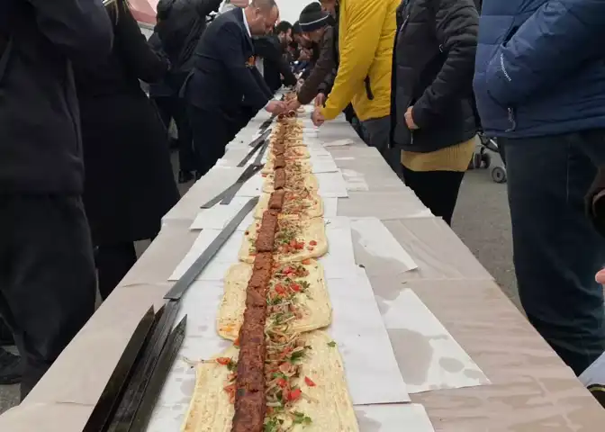 Dev Kebap Şöleni: Ankara'da Adana Lezzetleri
