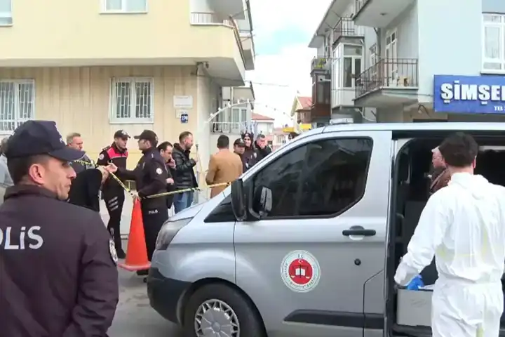 Ankara'da Anne 2 Çocuğunu Öldürdü, 1'ini Ağır Yaraladı
