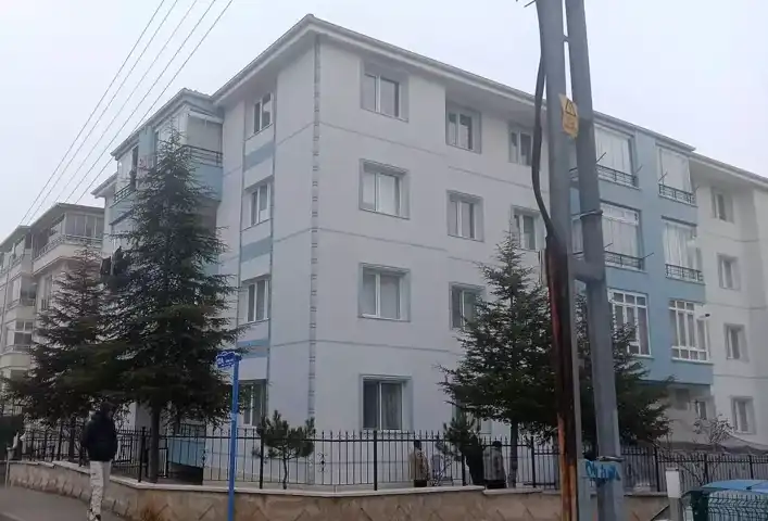 Ankara'da Cinayet-İntihar: Eşini Bıçakladı, Sonra Kendini Öldürdü