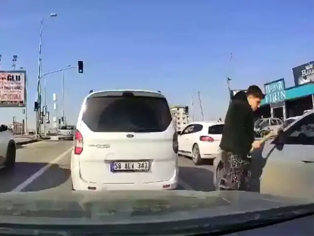 Ankara'da Trafik Kavgası: Beyzbol Sopasıyla Saldırı!