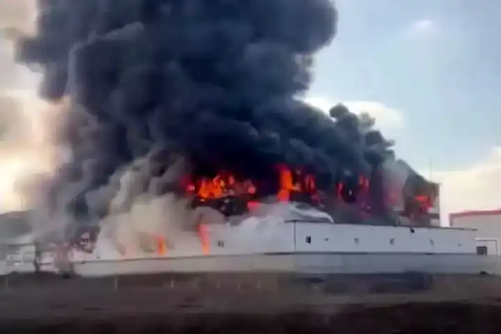 Ankara Akyurt'ta Yatak Fabrikası Yandı!