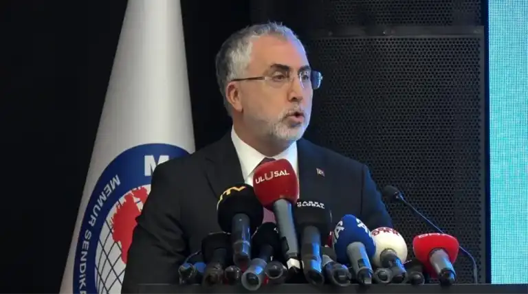 Bakan, Kamu Personelinin Şartlarını İyileştirmeyi Sürdüreceğini Açıkladı