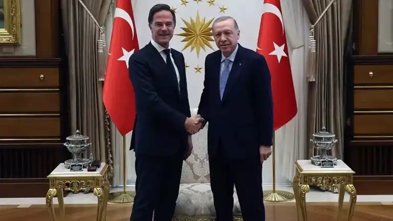 NATO Genel Sekreteri, Cumhurbaşkanı ile Görüştü