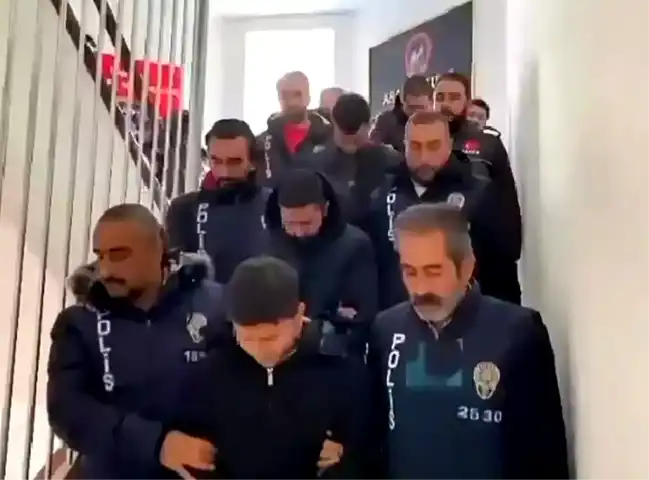 47 Gözaltı:  Dev Dolandırıcılık Operasyonu