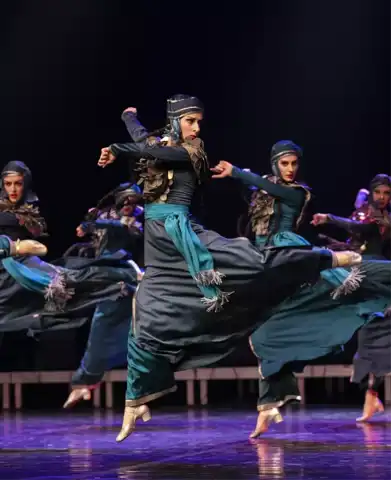 Ünlü Bale Topluluğu Türkiye'de