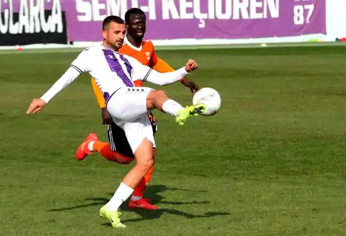 Keçiörengücü, Adanaspor'u Evinde 3-0 Yendi!
