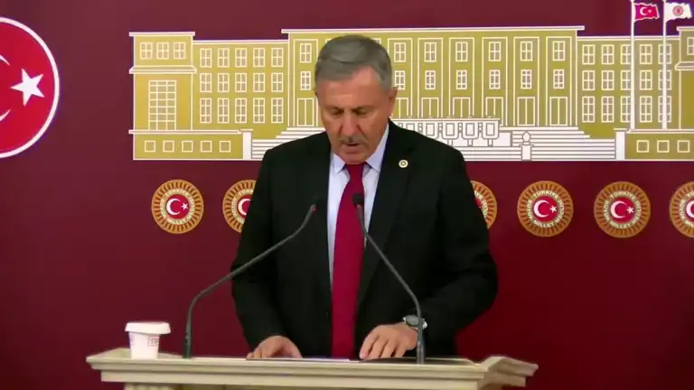 Belediyelerin Kreşleri: Siyasi Bir Kavga mı?