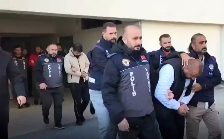 Sosyal Medya Dolandırıcılığı: 11 Gözaltı