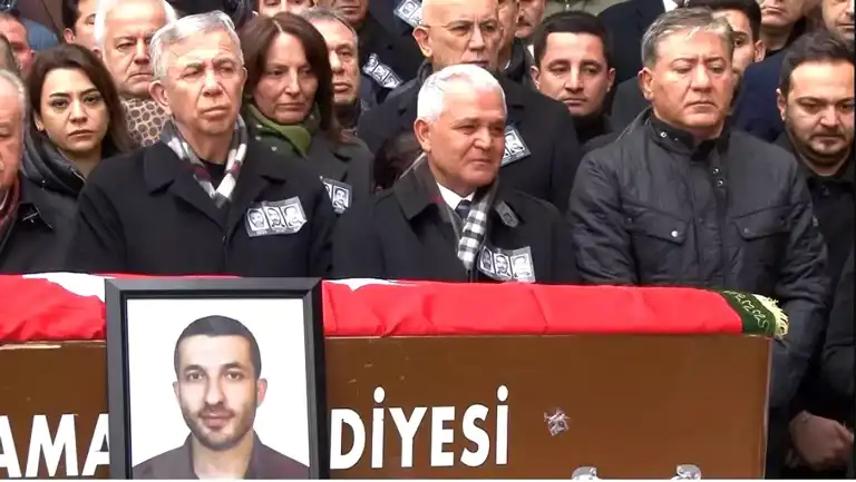 Mamak Belediyesi'nde 3 Personel İçin Veda Töreni