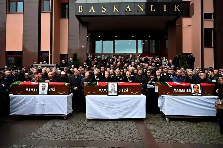 Mamak'ta 3 Belediye İşçisi Hayatını Kaybetti