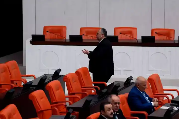 Saadet Partisi, Meclis Grubunu Kaybetti