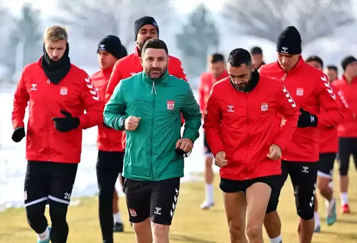 Sivasspor, Keçiörengücü'nü Deplasmanda Konuk Edecek