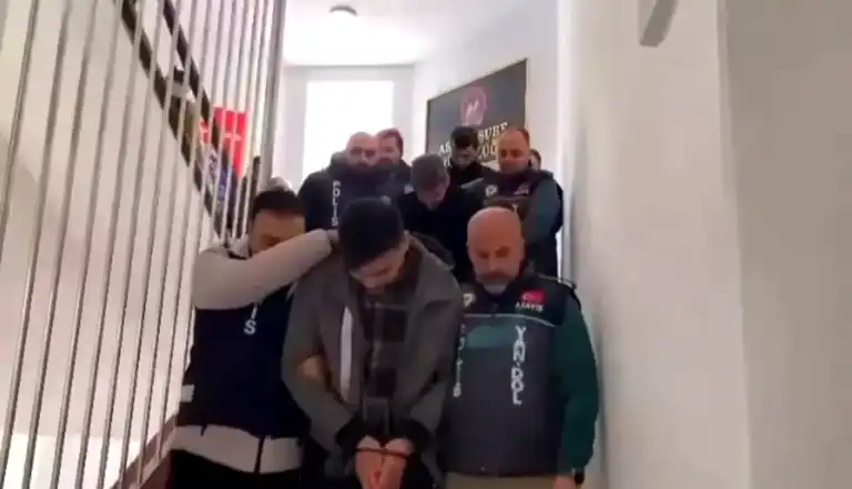Sosyal Medya Dolandırıcılığı: 47 Gözaltı