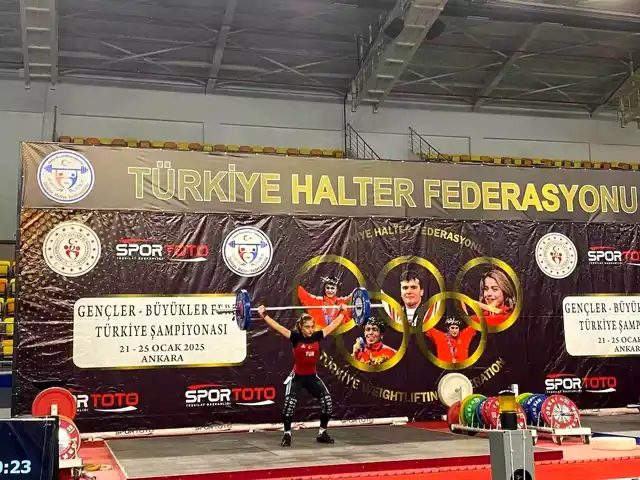 Ankara'da Türkiye Halter Şampiyonası Başladı!