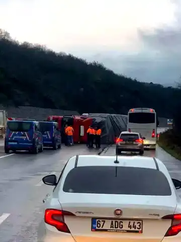 Zonguldak'ta Tır Kazası: Sürücü Yaralandı